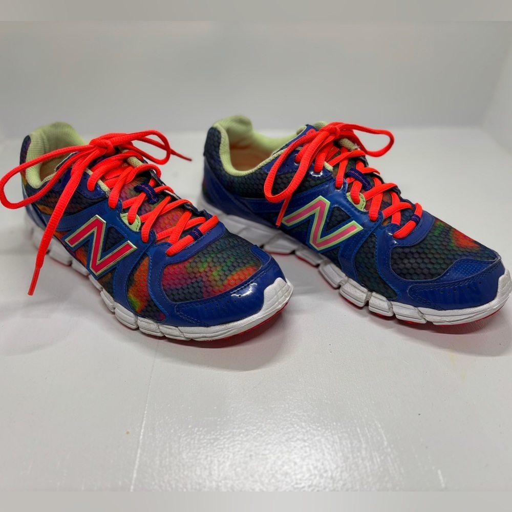 New Balance 750 v2 Women’s Size 8 Running Shoes Blue Red Multicolor Athletic Sne - Picture 3 of 13